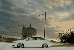 oldschoolkool:  i love my air-cooled’s, but i’m currently mad obsessed with bagged jetta’s. finna look into buying one, no doubt