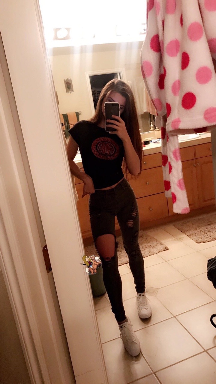 fit with champagne