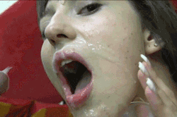 Damnilovebukkakegifs:  Damn I Love Bukkake Stuff