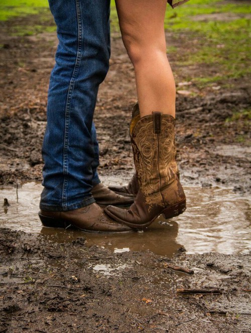 thecountrylegacy: Southern love on We Heart It - weheartit.com/s/geIN7PsQ