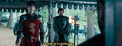 spymasteredmund:the chronicles of narnia meme ⇾ [5/7 scenes]↳ ‘it’s king edmund, actually.’