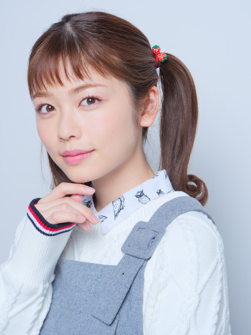 sakamichiclips: PICK UP ACTRESS 小芝風花 [2020.04]