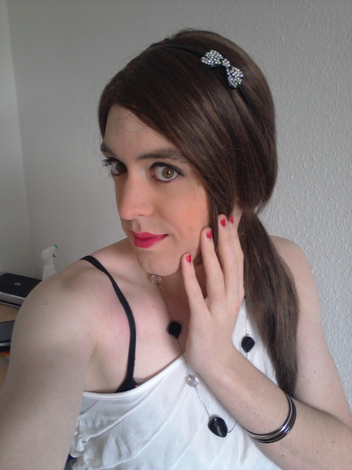 sexy-babe-crossdressing:  CrossDresser  Cute