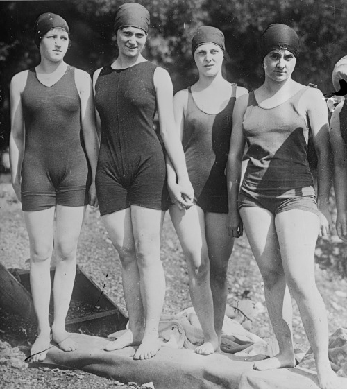  Mermaid Club Philadelphia 1920’s source adult photos