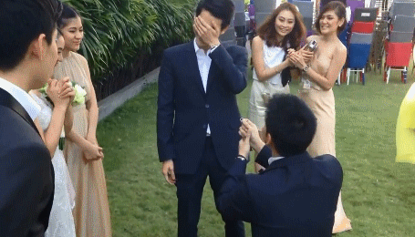 ohmygoshitstezeta:  I’ve been searching for somethings true, and my heart says it must be you. 