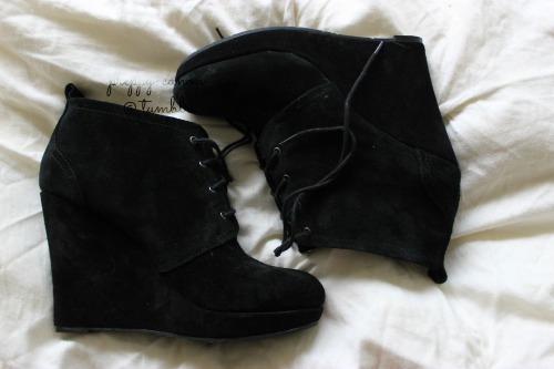 simplysophieann:These are the shoes I wore with the outfit I just posted. I expected them to be more