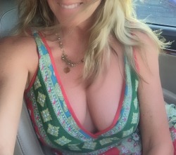 heavenstobetsy69:  TGIF…and Thank God it’s Braless Friday!  It’s warm enough here to start wearing sundresses. And after being squished and confined in a sports bra almost everyday, this is heaven to Betsy 😊 (see what I did there?  Clevah girl–)