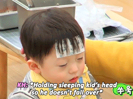 jeonheart:kihyun & hyungwon with sleepy kids ㅠㅠ ♡