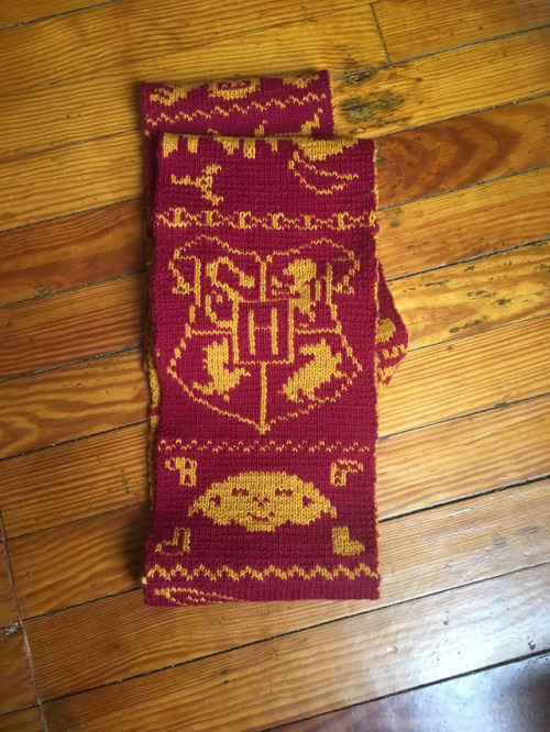 hogwartsknits: Harry Potter Double Knit Scarf pattern by Karen Pritchard.