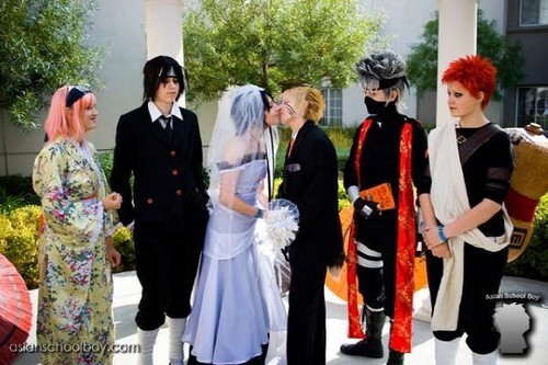 withywindlesdaughter:  Wedding Cosplay