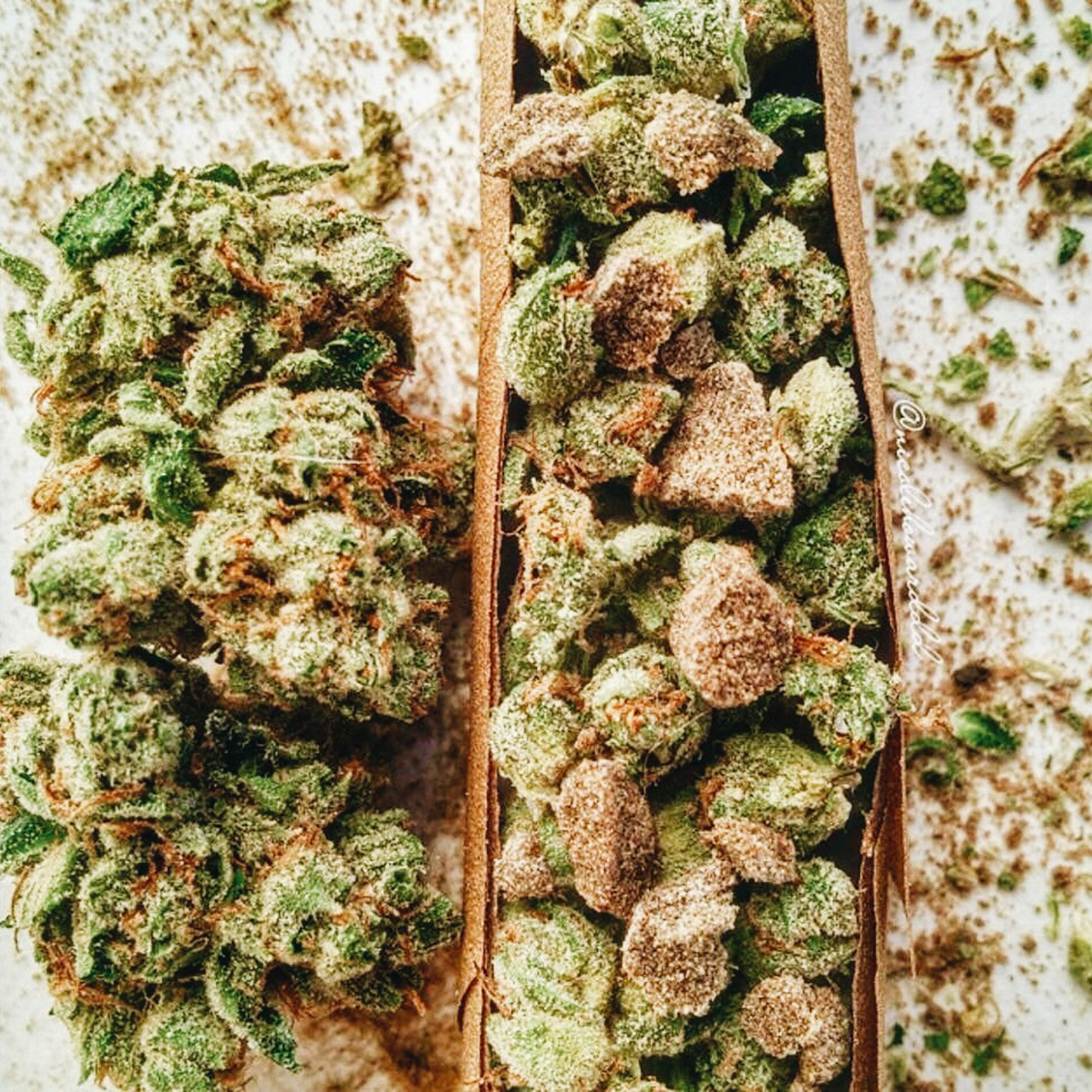 420sexyworld:💚 toke and smoke 🍍