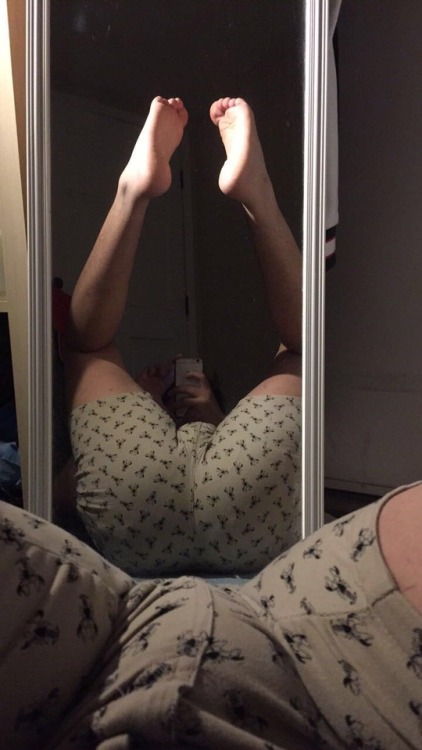 eternallybutthurt:  i miss this mirror lol porn pictures