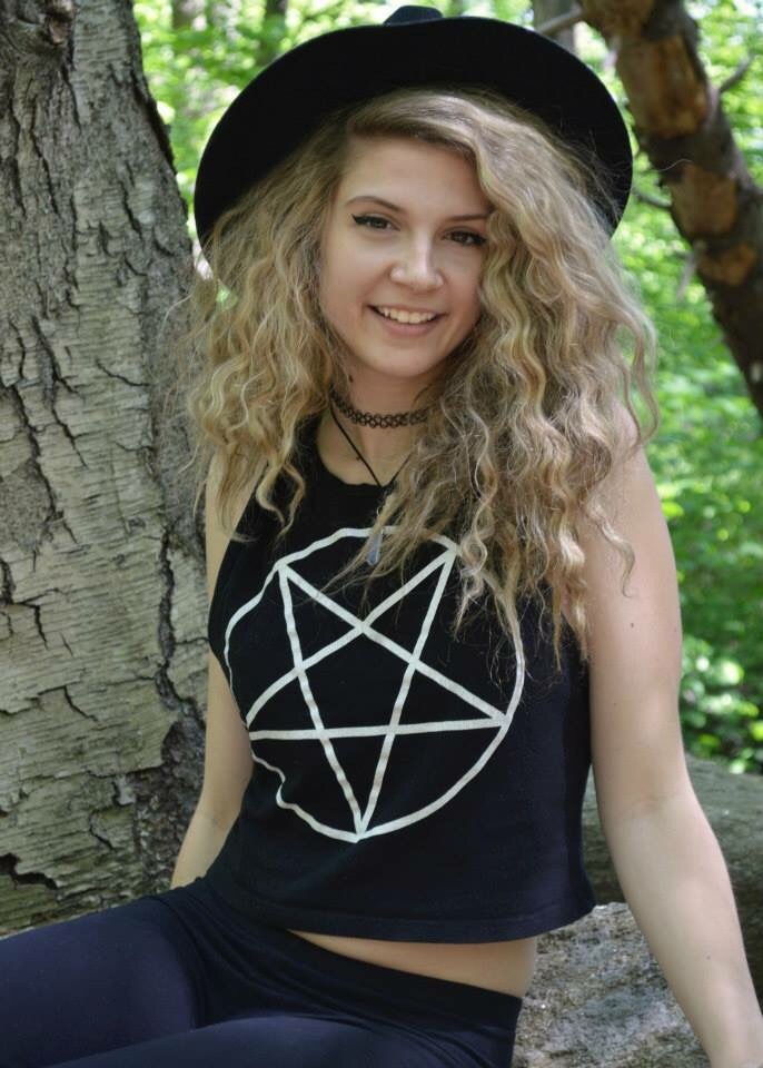 shay-gnar:  I was tagged by psychedelic-freak-out to post some of my favorite photos