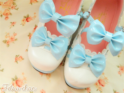 fetsu-chan:  I’m on a review role tonight!  Just posted a review for these cuties!  