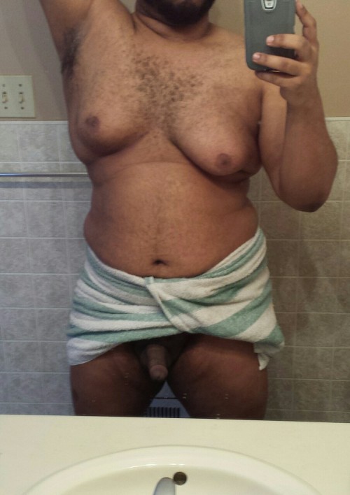 hotfootwilly83:  After a shower.
