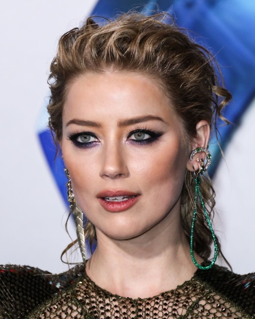 picturesforkatherine: Amber Heard at the LA Premier of Aquaman
