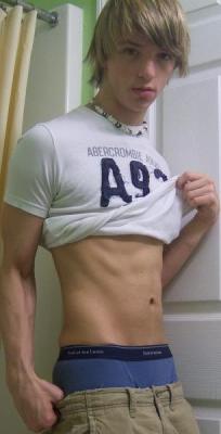 ksufraternitybrother:  KSU-Frat Guy:  Over 34,000 followers . More than 22,000 posts of jocks, cowboys, rednecks, military guys, and much more.   Follow me at: ksufraternitybrother.tumblr.com