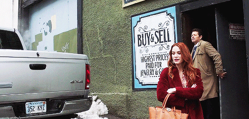 winchestersingerautorepair:inacatastrophicmind:Castiel and Anael in 14x17Really the best part ab thi