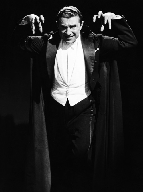 vixensandmonsters:  Bela Lugosi