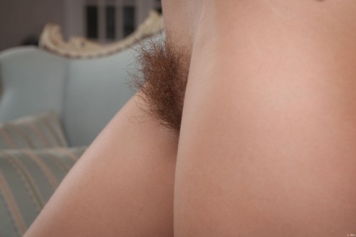 richardhurtin:  Dennie “Yanne”
