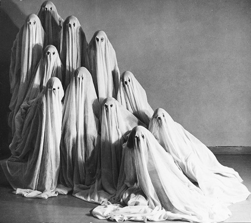 wehadfacesthen: Mary Wigman Dance School, 1935, photo by Albert Renger-Patzsch