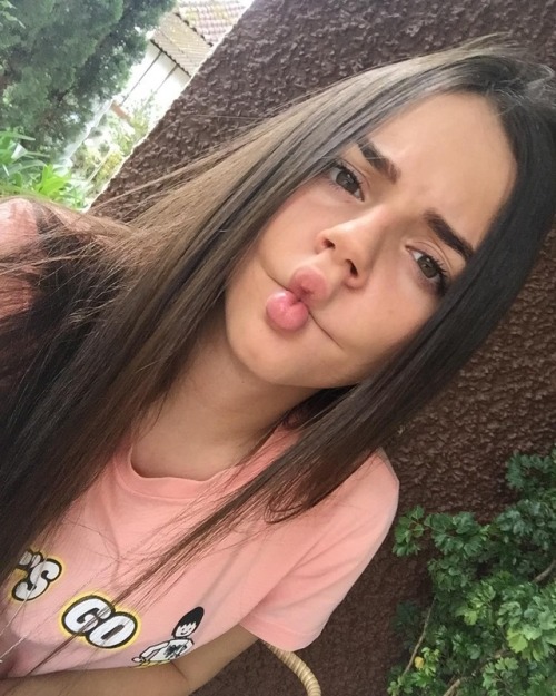 http://streetgrl.tumblr.com/post/160412056997