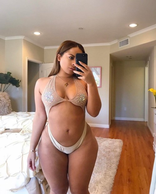 thicksexyasswomen:  groceryondemand:  Www.instagram.com/cierarogers Www.instagram.com/therealchelasway Www.instagram.com/Ill.be.datWww.instagram.com/elkeWww.instagram.com/pamelaalexandraWww.instagram.com/instagram/curvyredbone Www.instagram.com/ravie_loso