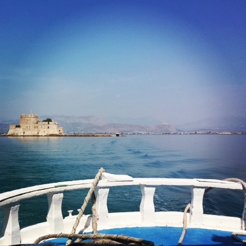 The castle of #Bourtzi from a boat. #Instagreece #Greece #Nauplio #Instanafplio #Castle #Venetian