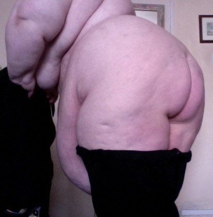superobesebutts:  Yummy ass 