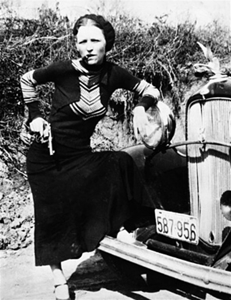 girlsandmachines:  Bonnie Parker 