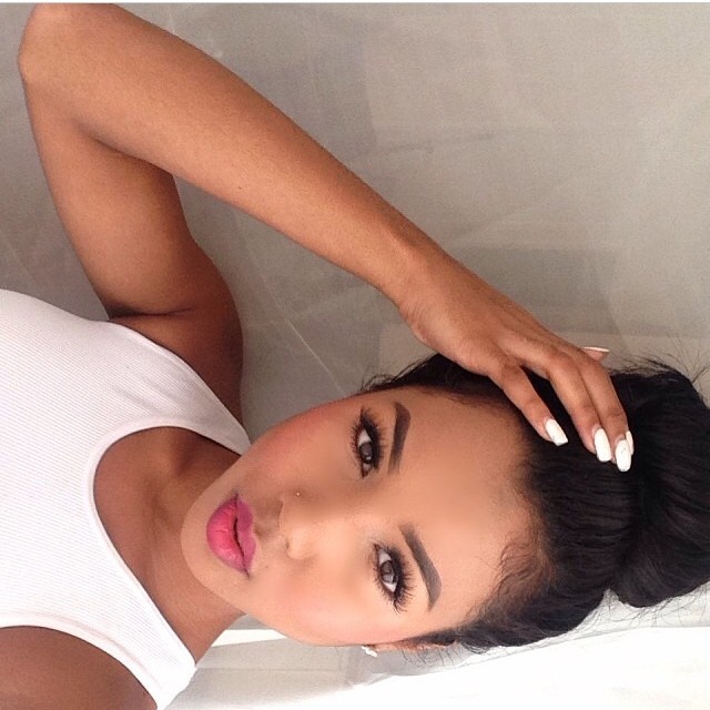 golddiggerr:  shez-a-bitch:  http://shez-a-bitch.tumblr.com  http://instagram.com/Msivana_