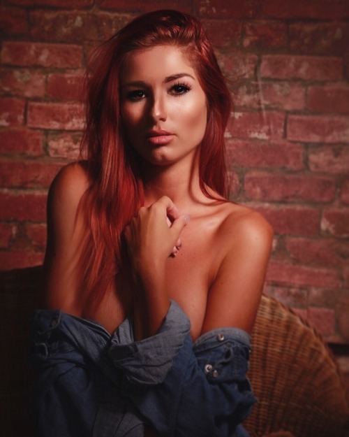 silkandglamour: Harley Gacke