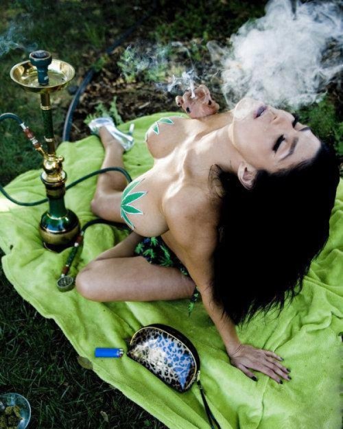 Porn photo Stoner Girls