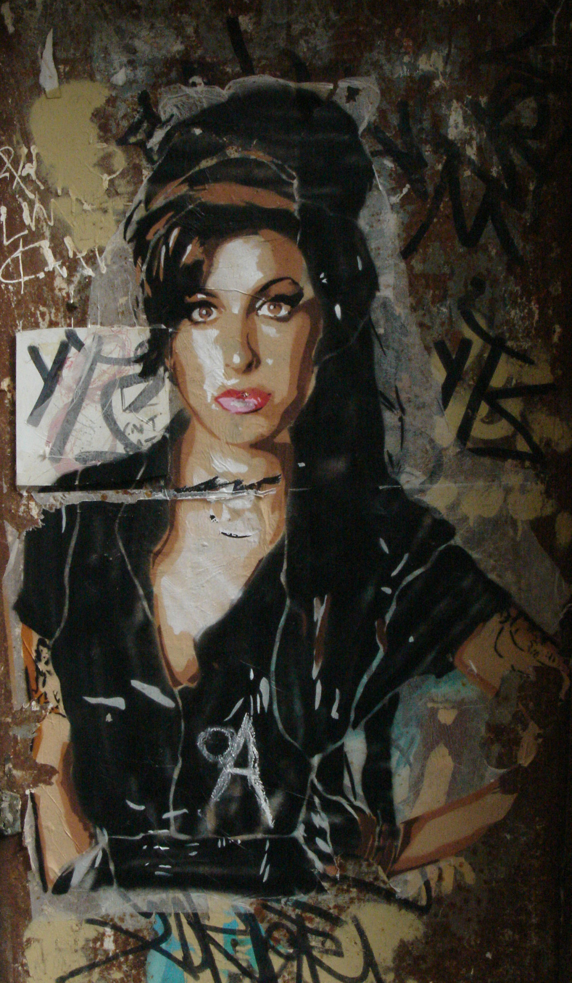 crossconnectmag:  Andrea Michaelsson born 1977 in Barcelona, Spain is a multi-faceted