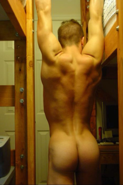 cjnashman:  go1cocks:  frodosbois2:  http://frodosbois2.tumblr.com  Visit my blog with over 19,000 posts of hot, young guys  Submit your selfies:http://cjnashman.tumblr.com/submitSnapchat me  bnaman