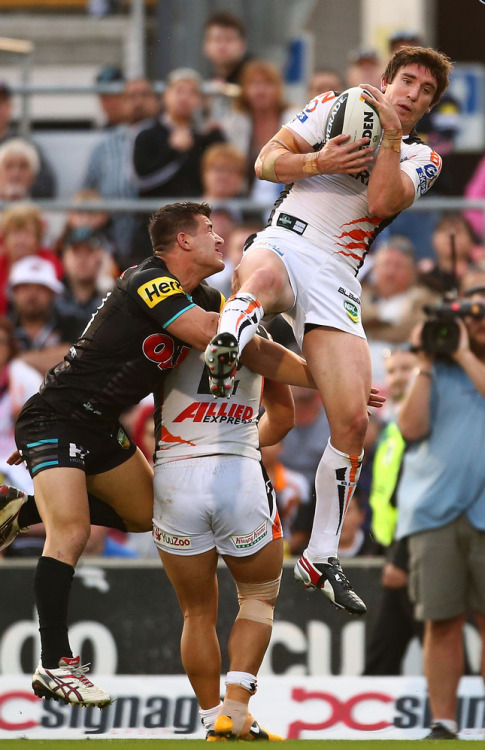 Joel Reddy, Curtis Sironen, Aaron Woods, Braith Anasta and Benji Marshall of the Tigers