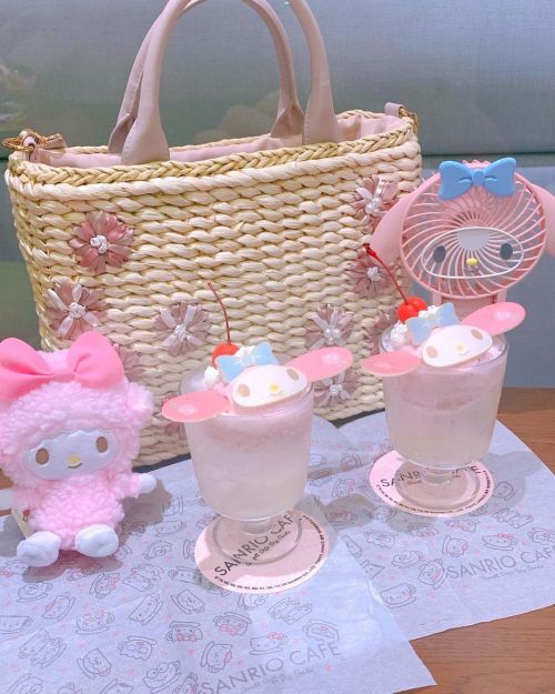 sanrio cafe