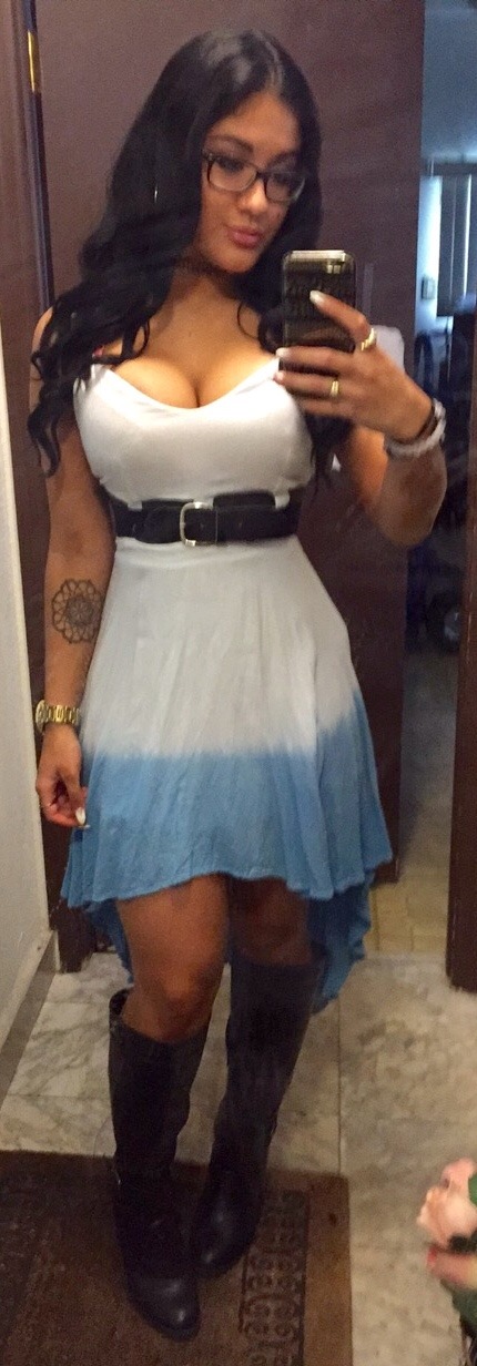 makethatkittenpurr:  And the full outfit ^u^