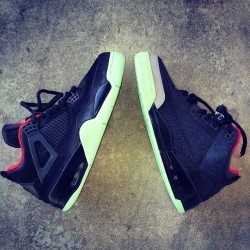 niggajr:  Custom Yeezy 4s and 3s 