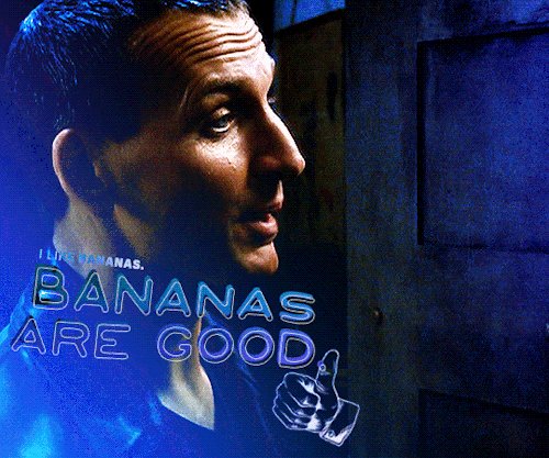 timelordgifs:bananas are good! requested by @wilburkyriu