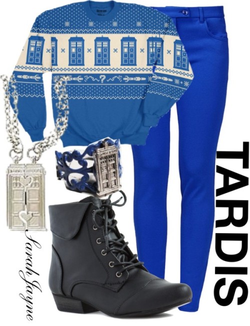 TARDIS inspired look by solstice-sarahjayne featuring silver ringsChristmas sweater / Boutique Mosch