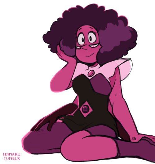 ikimaru:hadn’t drawn any of the new gems yet so here’s Rhodonite!