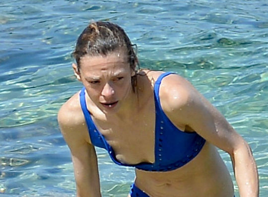 Sex Jaime King Nipple Slip And Bikini Shots pictures