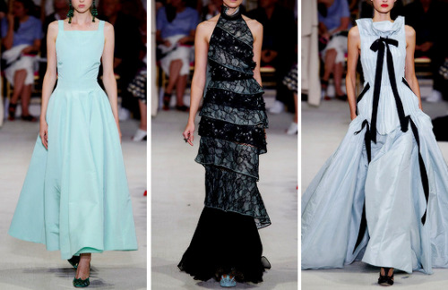 fashion-runways:    Oscar de la Renta at New York Fashion Week Spring RTW 2016   