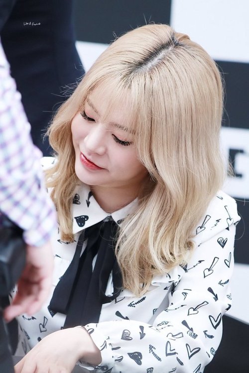 Sunny (SNSD) - Casio G-Shock Fansign Event Pics