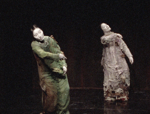 thinkingimages:Butoh: Body on the Edge of