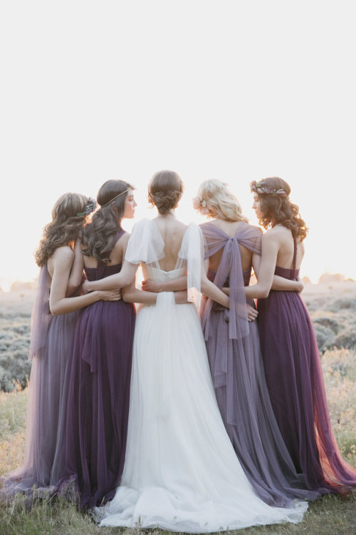 huffingtonpost:  Check out 15 gorgeous executions of the ombré dress trend. Get inspired!Source: DUY HO PHOTOGRAPHY/JOSE VILLA/ L Hewitt Photography/This Modern Romance