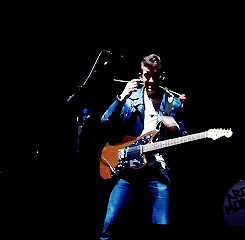 mrmileskane: (x)
