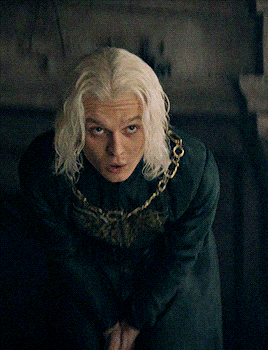 HOUSE OF THE DRAGON 2.01Tom Glynn-Carney As Aegon II Targaryen