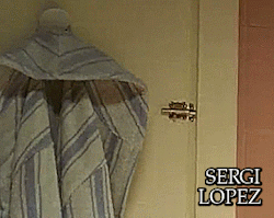 showering-and-bathing-scenes:Sergi López